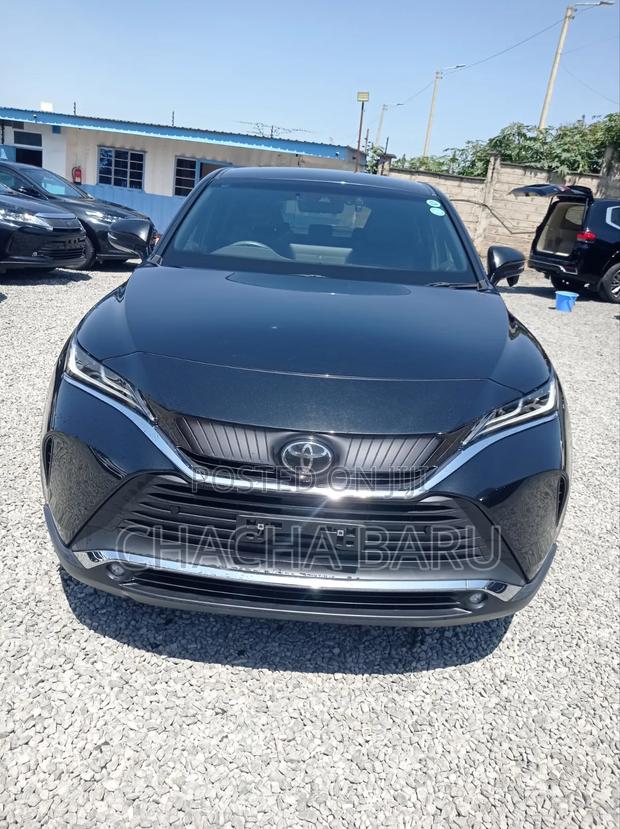 Toyota Harrier 2.0 2020 Black