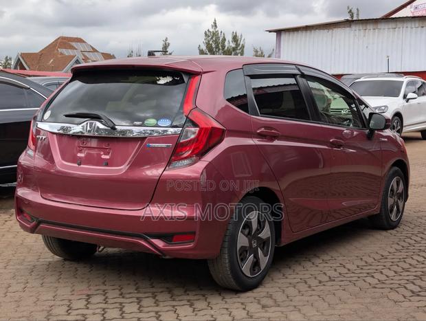 Honda Fit LX 2019 Pink