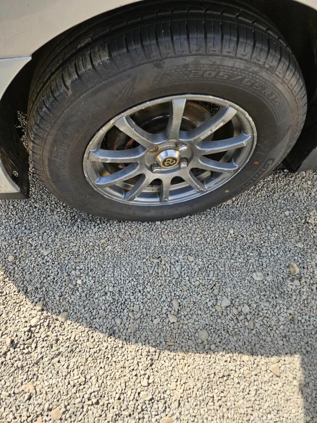 Nissan Bluebird 2008 Silver