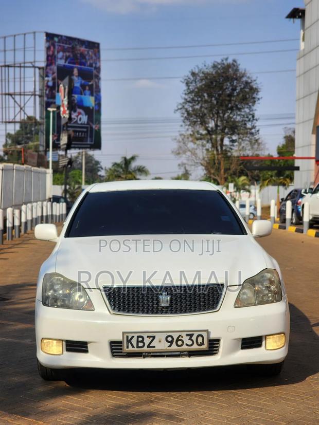 Toyota Crown 2007 Pearl