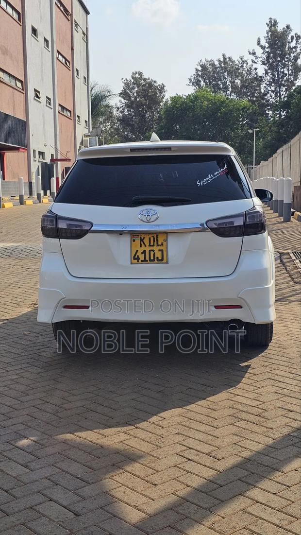 Toyota Wish 2015 White