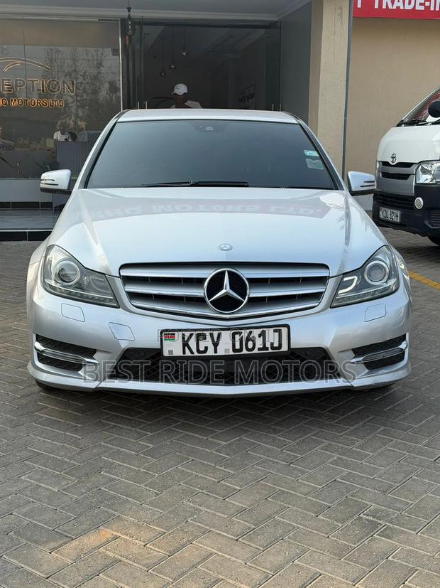 Mercedes-Benz C200 2013 Silver