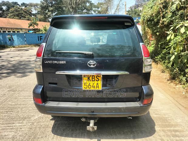 Toyota Land Cruiser Prado 2006 Blue