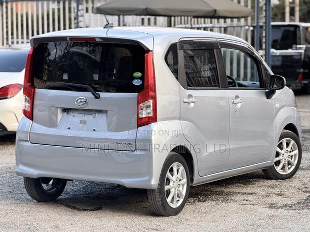 Daihatsu Move 2021 Silver