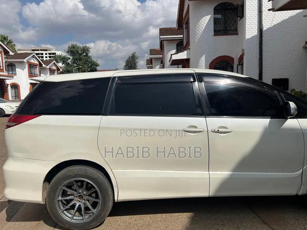 Toyota Estima 2008 White