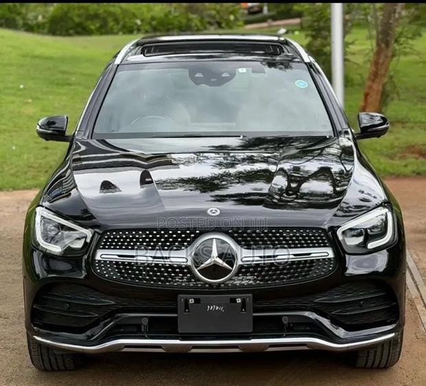 Mercedes-Benz GLC-Class 2021