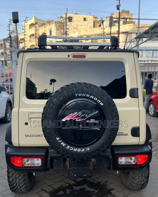 Suzuki Jimny 2018 Beige