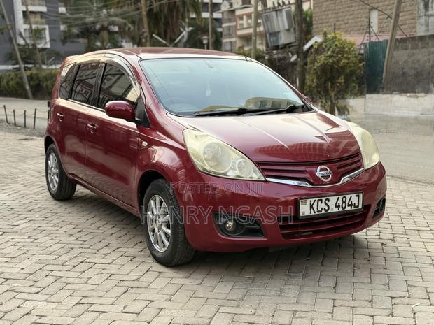 Nissan Note 2012 Red
