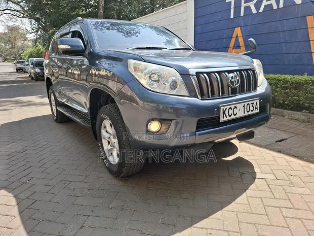 Toyota Land Cruiser Prado 2.7 i 2010 Blue