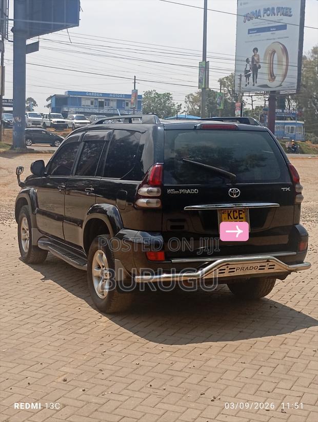 Toyota Land Cruiser Prado 2009 Black
