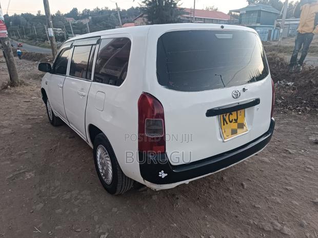 Toyota Probox 2009 White