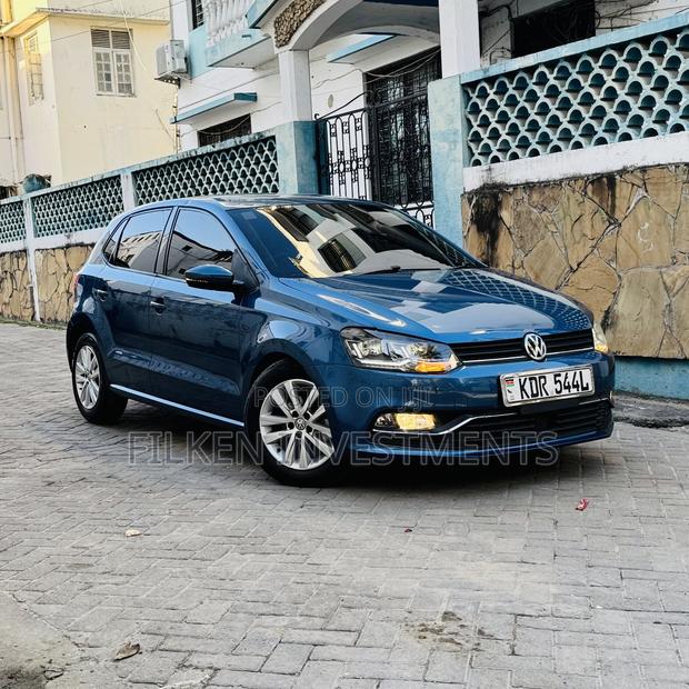 Volkswagen Polo 2017 Blue