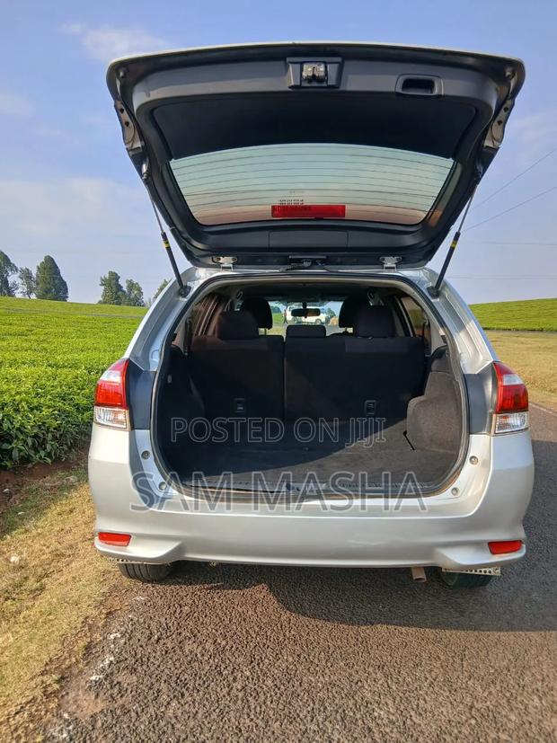 Toyota Corolla Fielder 2015 Silver