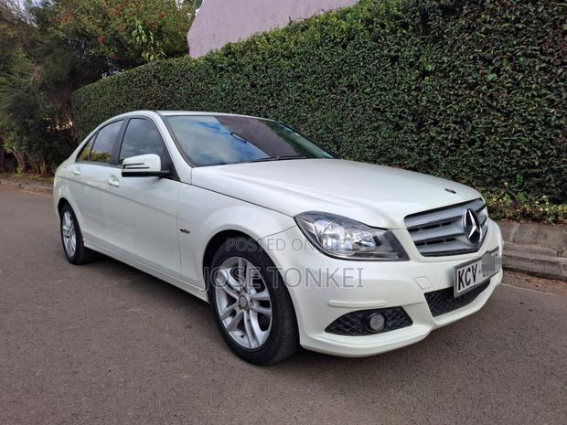 Mercedes-Benz C200 2012 White