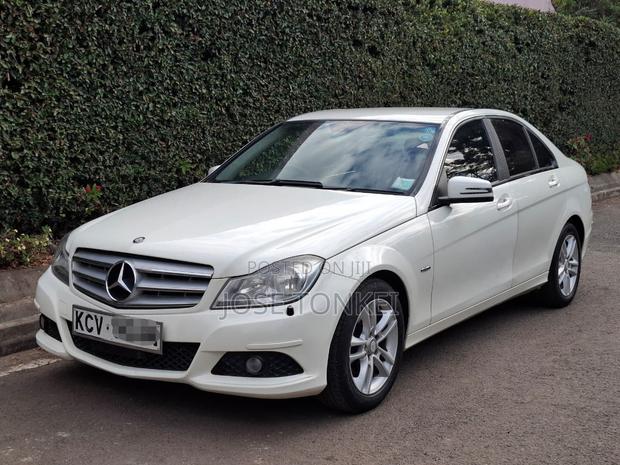 Mercedes-Benz C200 2012 White