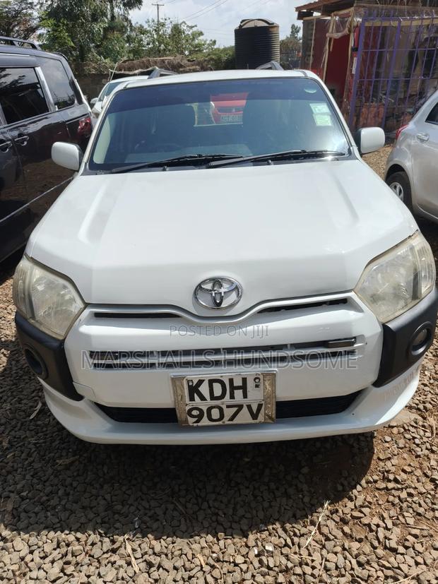 Toyota Probox 1.5 F 2WD 2015 White