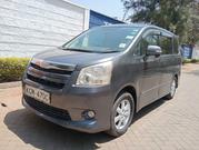 Toyota Noah 2.0 158hp FWD (8 Seater) 2010 Gray for sale