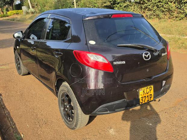 Mazda Demio 2011 Maroon