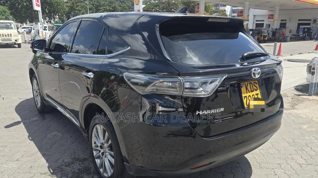Toyota Harrier 2017 Black