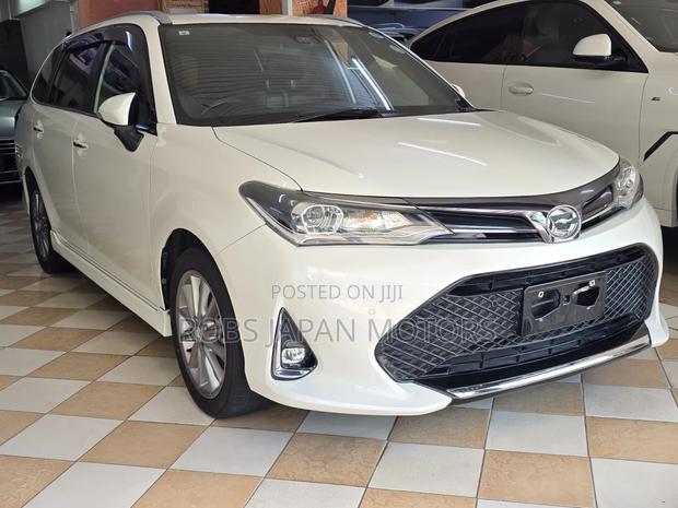 Toyota Corolla Fielder 1.5 Petrol FWD 2019 Pearl