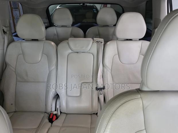 Volvo XC90 T6 Inscription 7 Passenger AWD 2020 Pearl