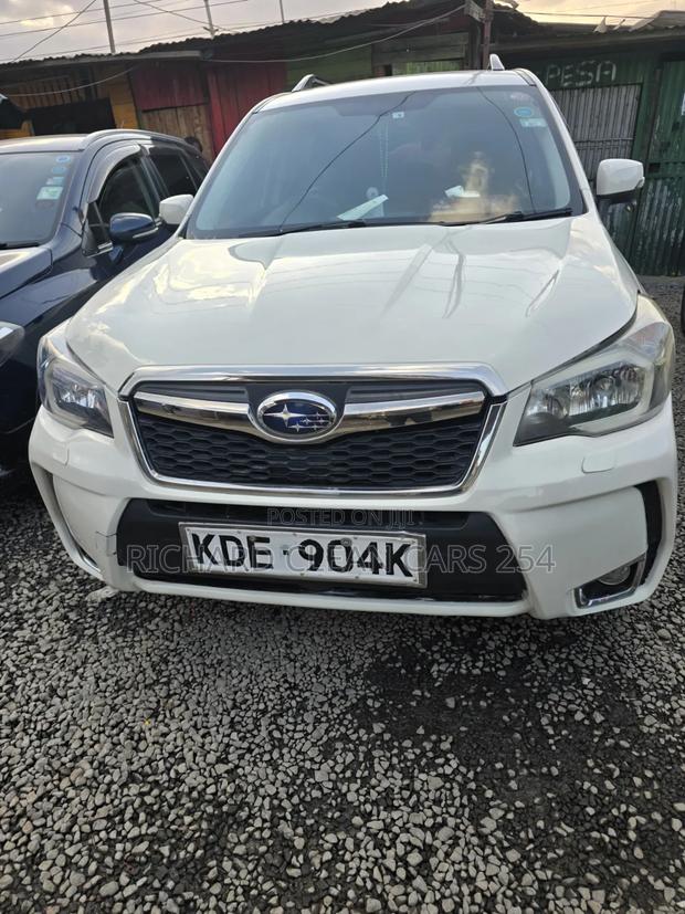 Subaru Forester 2014 Pearl