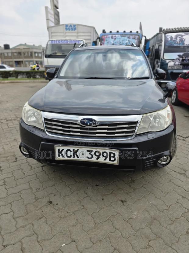 Subaru Forester 2010 Black