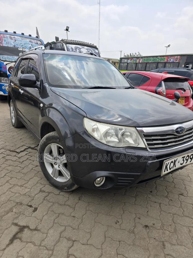 Subaru Forester 2010 Black