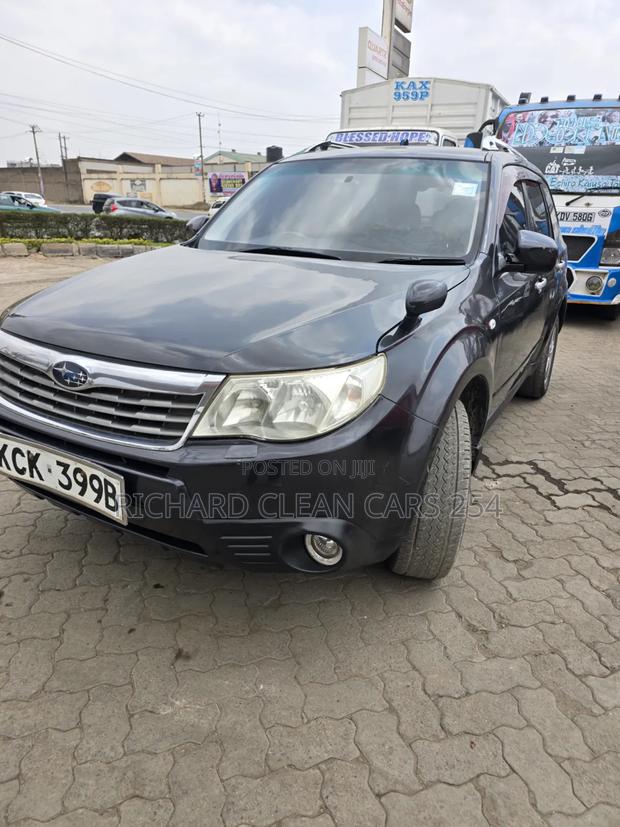Subaru Forester 2010 Black