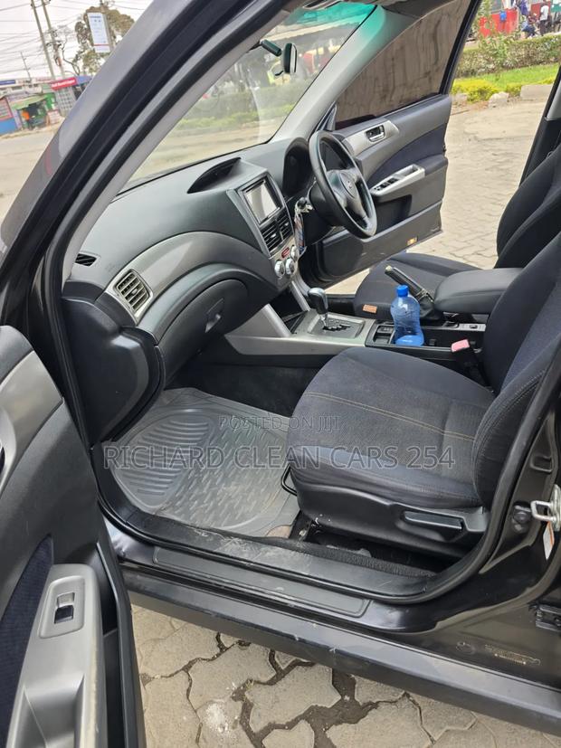 Subaru Forester 2010 Black