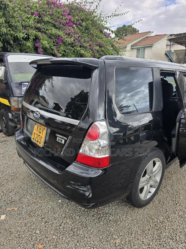 Subaru Forester 2006 Black