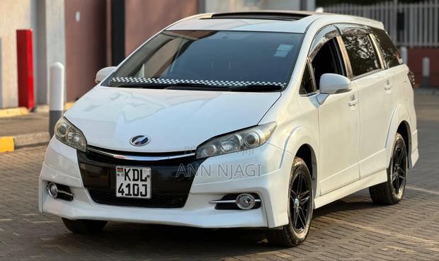 Toyota Wish 2016 Pearl