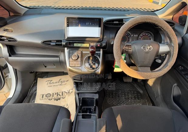 Toyota Wish 2016 Pearl