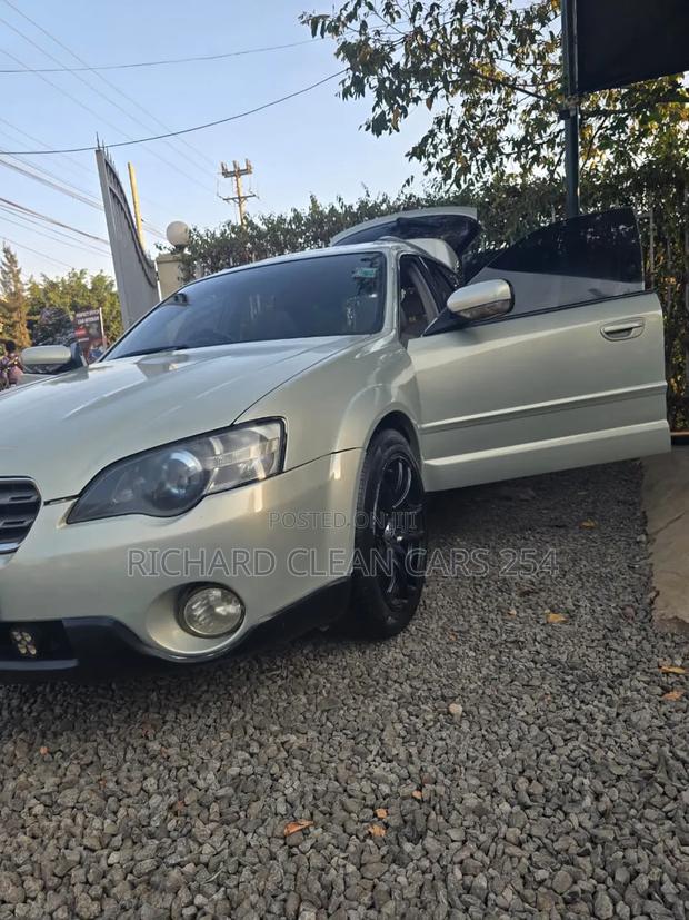 Subaru Outback 2008 Gold