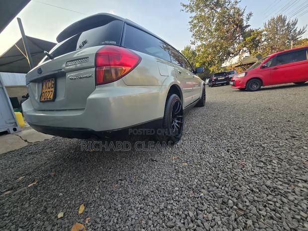Subaru Outback 2008 Gold