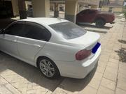 BMW 320i Sedan RWD 2011 White for sale