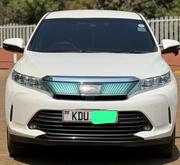 Toyota Harrier 2018 White for sale