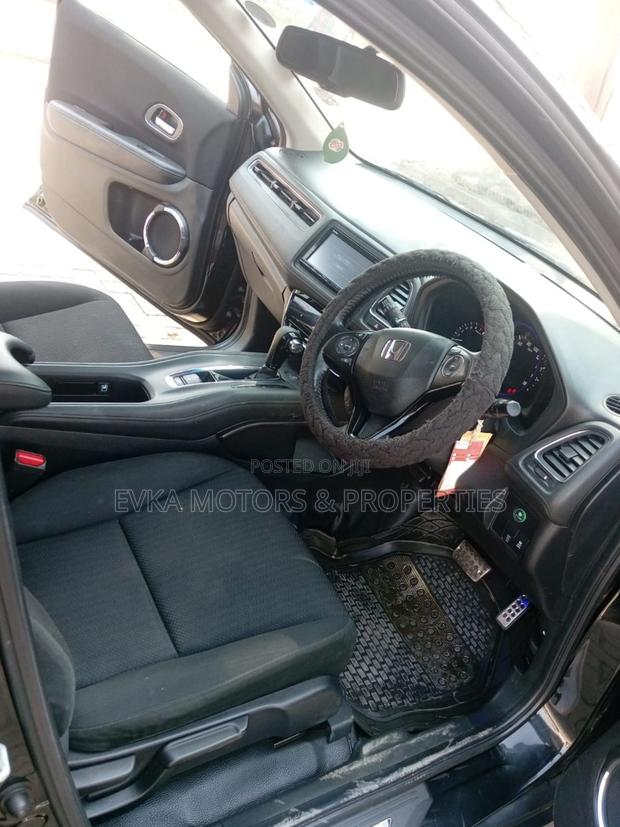 Honda Vezel 2017 Black