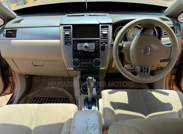 Nissan Tiida 2008 Brown