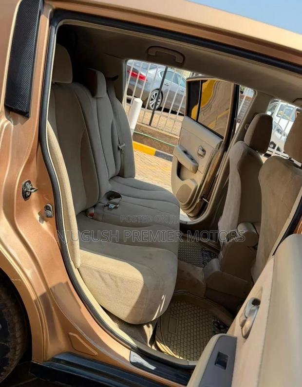 Nissan Tiida 2008 Brown