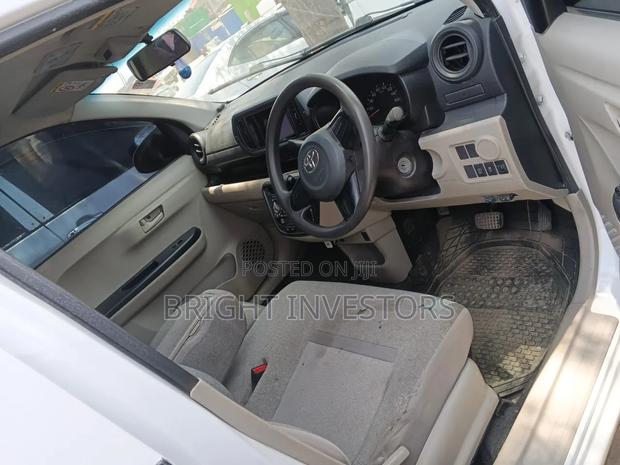 Toyota Passo 2017 White