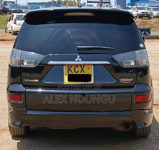 Mitsubishi Outlander 2012 Black