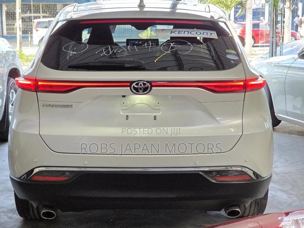 Toyota Harrier 2.0 4WD 2020 Pearl
