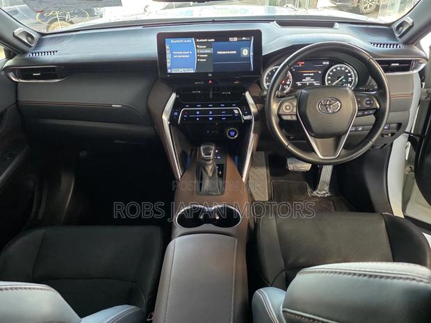 Toyota Harrier 2.0 4WD 2020 Pearl