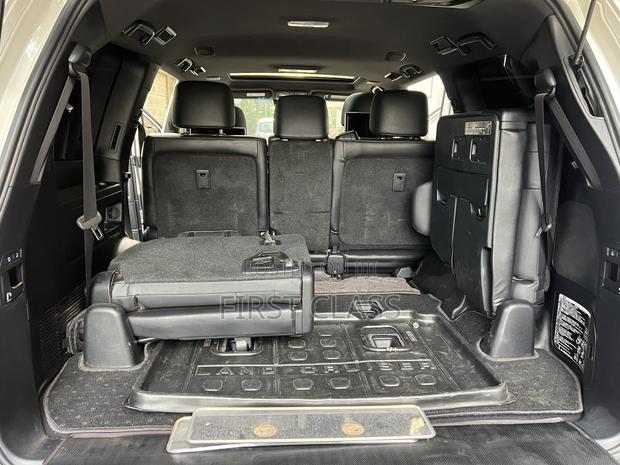 Toyota Land Cruiser 4.6 V8 ZX 2016 White