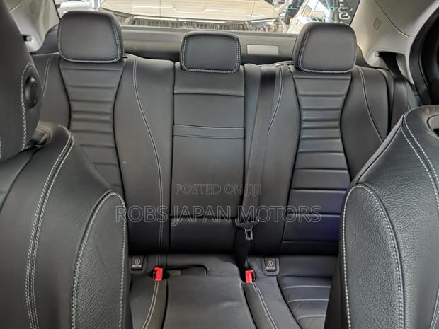 Mercedes-Benz E200 2020