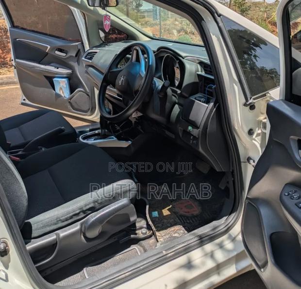 Honda Fit 2018 White