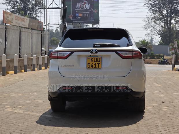 Toyota Harrier 2018 White