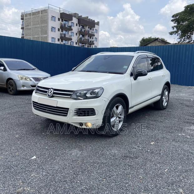 Volkswagen Touareg 2012 White
