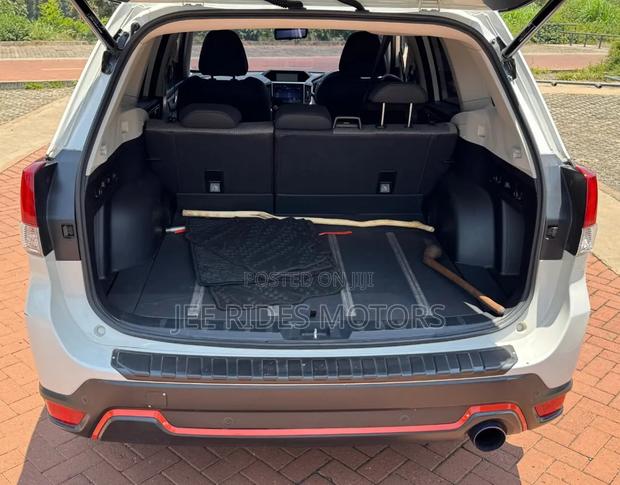Subaru Forester 2019 White